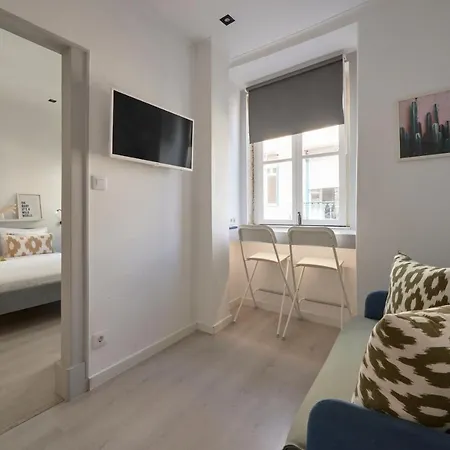 Nova Central - Bica 2e * Лиссабон