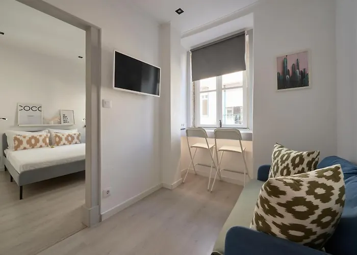 Nova Central - Bica 2e * Lisbon